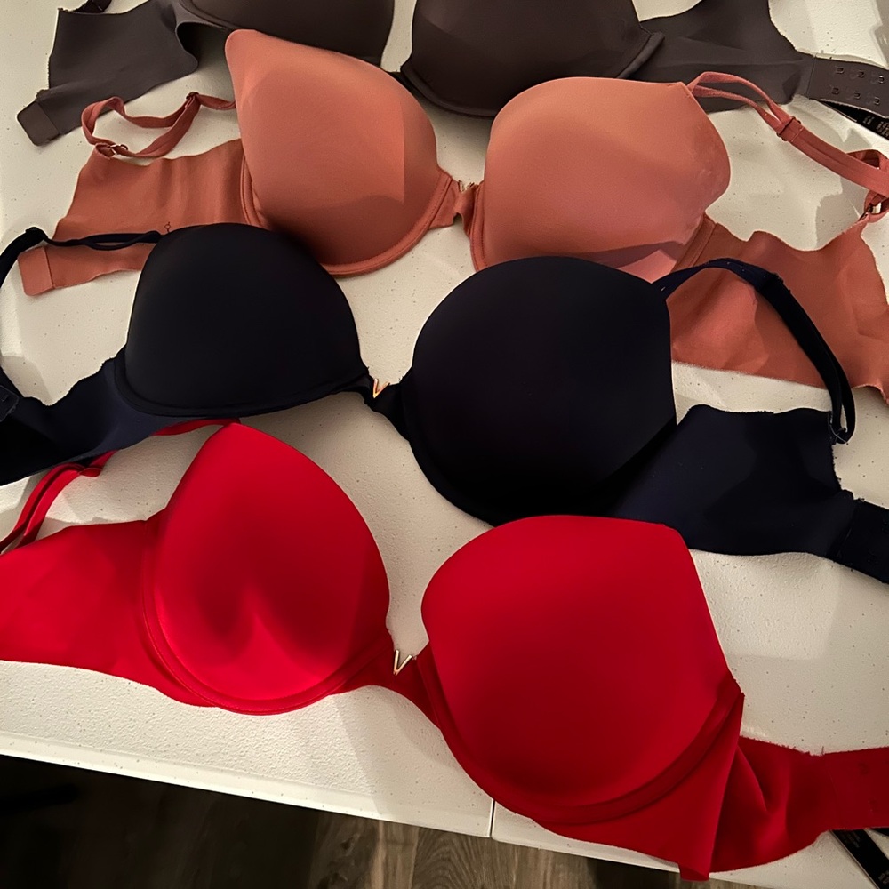 Victoria's Secret Red and Blue Molded Cup Bras